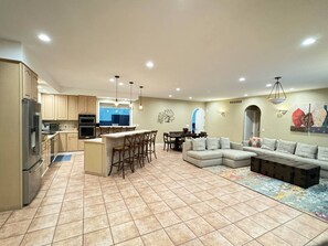 TV, fireplace - Play @ The Hideaway - hot tub, sauna, gymnasium (Three Oaks)