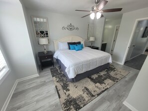 2 bedrooms, desk, iron/ironing board, free WiFi