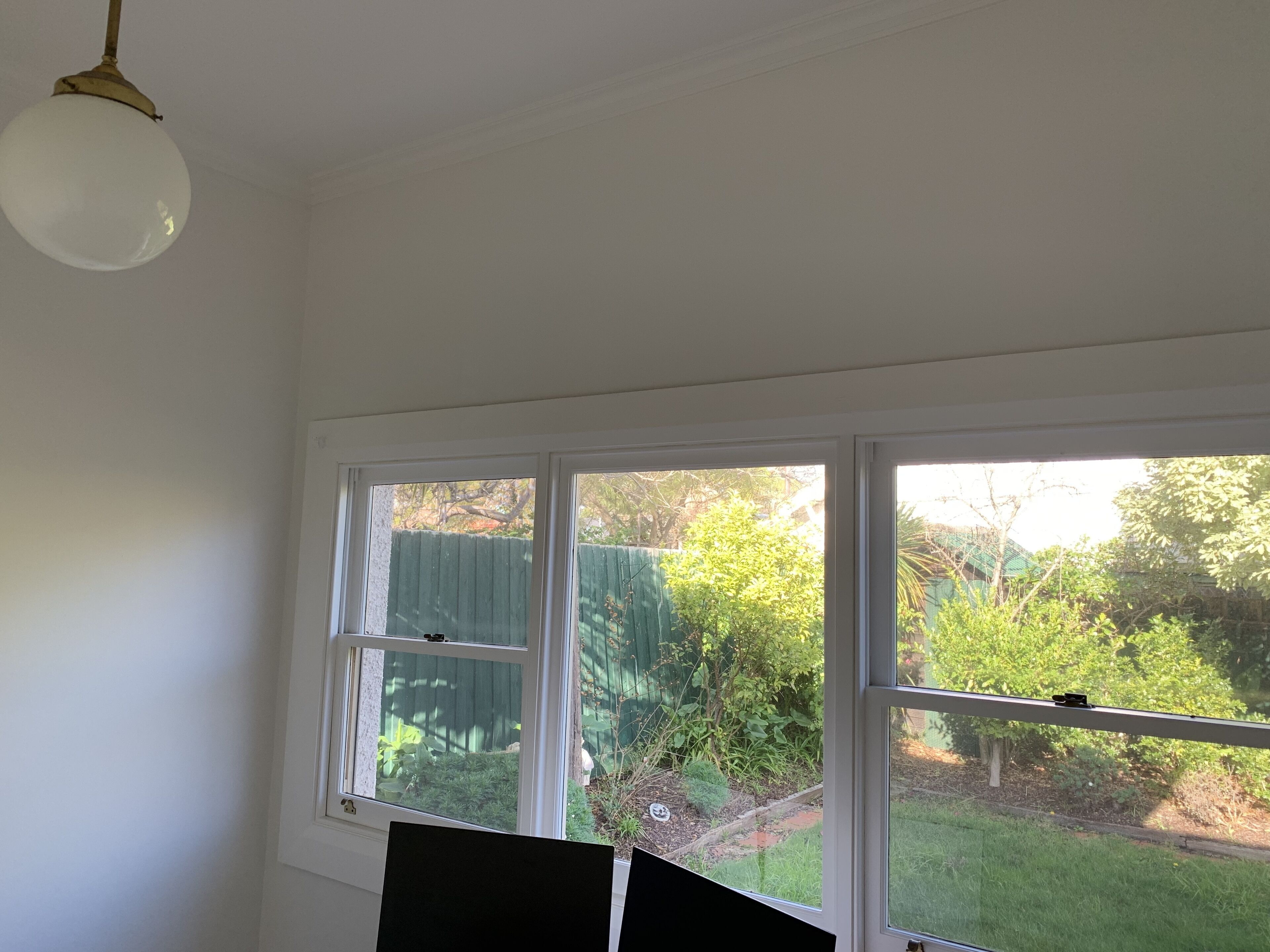 Furnished house minutes walk to beach/village