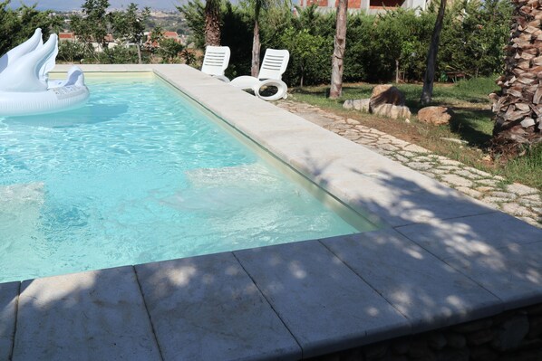 Piscine extérieure