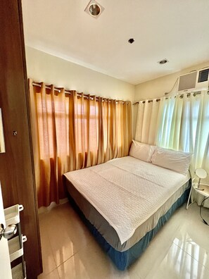 1 bedroom, Internet - 1 bedroom condo-actual MIDPOINT of Cebu (Mandaue City)