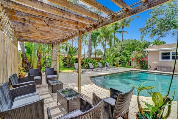 Outdoor pool, a heated pool