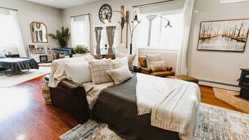 4 多间卧室、熨斗/熨衣板、WiFi、床单