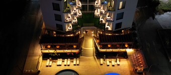 Harbour Hotel
