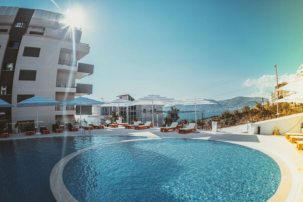 Harbour Hotel