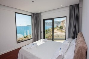 標準雙人房 | 低過敏寢具、迷你吧、客房內保險箱、隔音