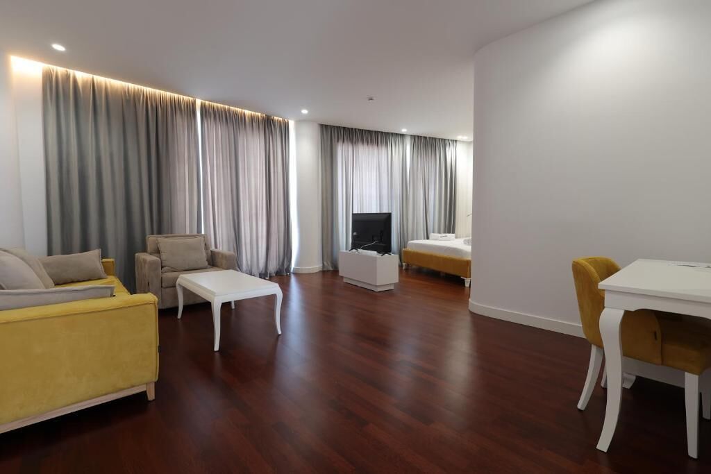 Photo - Harbour Hotel