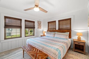 3 bedrooms, iron/ironing board, travel cot, free WiFi