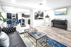 Living area - Modern 5-Star La Cantera Retreat w/ Private Hot Tub Near Six Flags Fiesta Texas (San Antonio)