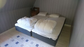Basic Double or Twin Room, 1 Bedroom