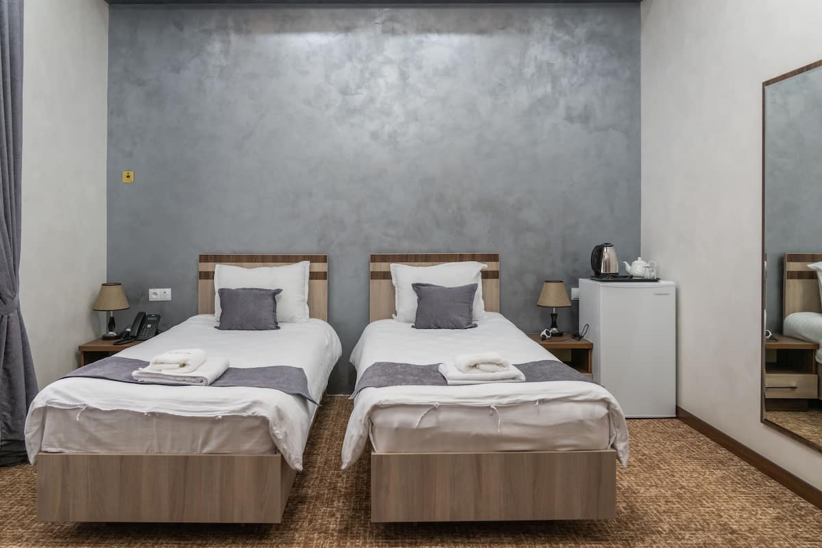 1 bedroom, in-room safe, desk, laptop workspace