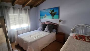 3 間睡房、熨斗/熨衫板、床單