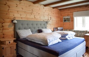 6 bedrooms, free WiFi