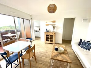 Interior - Cabourg - the beach at your feet (Cabourg)