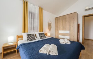 4 Schlafzimmer, Zimmersafe, Reisekinderbett, kostenloses WLAN