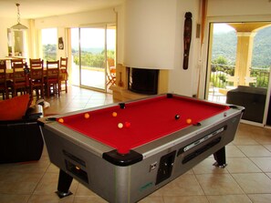 Spielezimmer