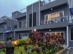 Exterior - Maison Calme 3BHK Jacuzzi Villa - Lakhani Estates (Lonavla)