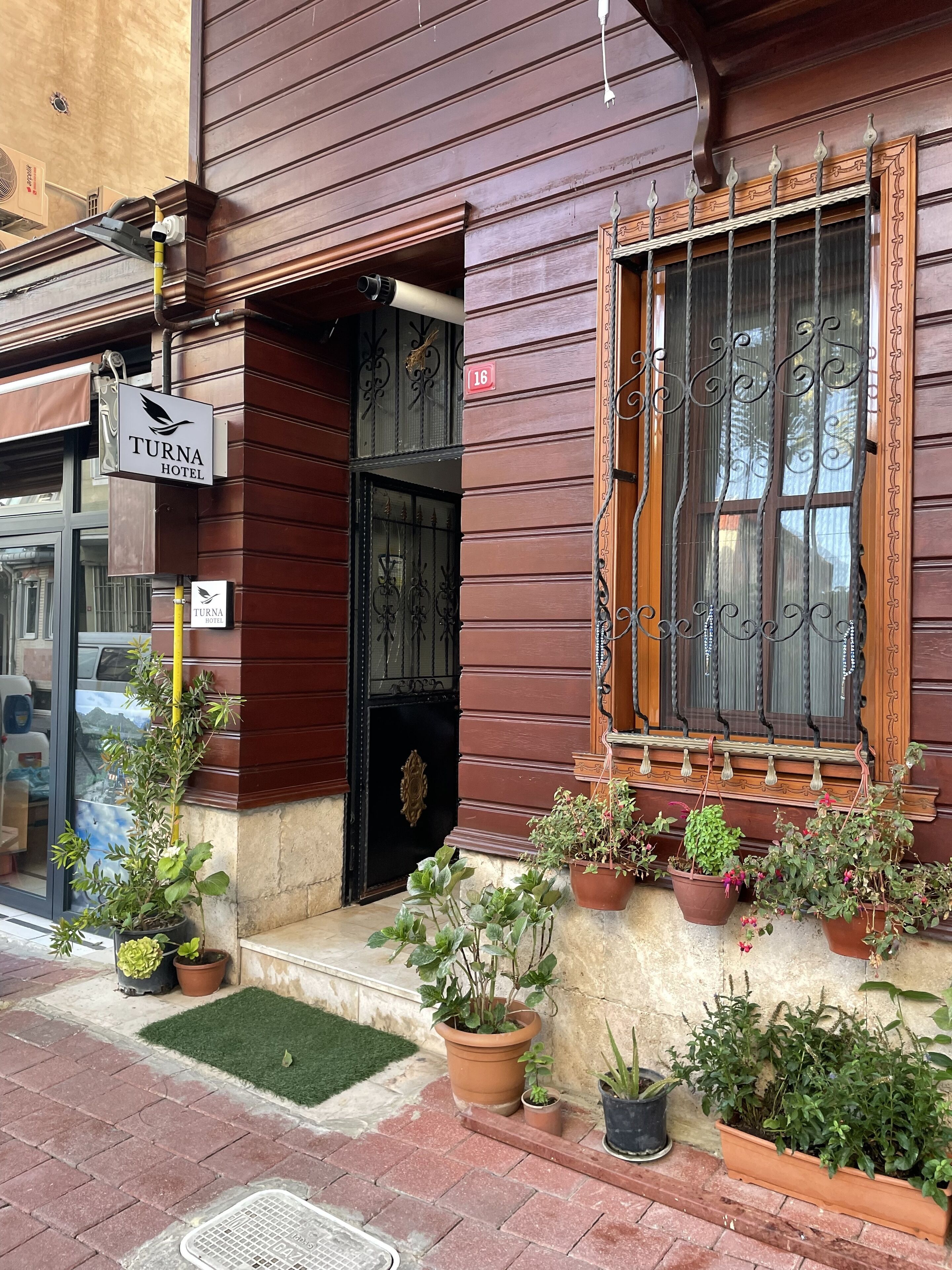 Fachada de la propiedad