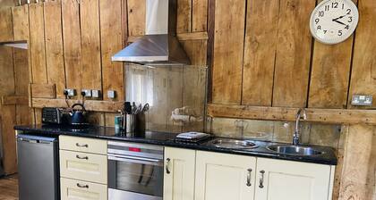 Beautiful Barn Conversion With Wood-burning Stove