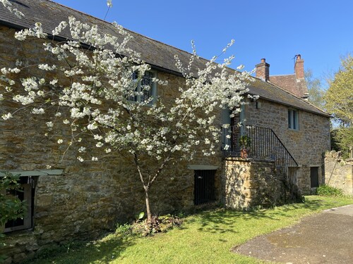 Beautiful Barn Conversion With Wood-burning Stove
