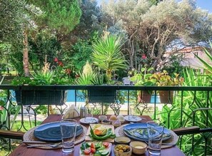 Petit déjeuner continental compris tous les jours