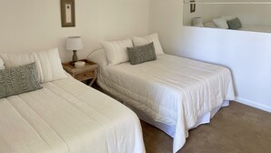 Room - La Vie No.2: 2  BR, 2  BA Condominium in Pinehurst, Sleeps 4 (Pinehurst)