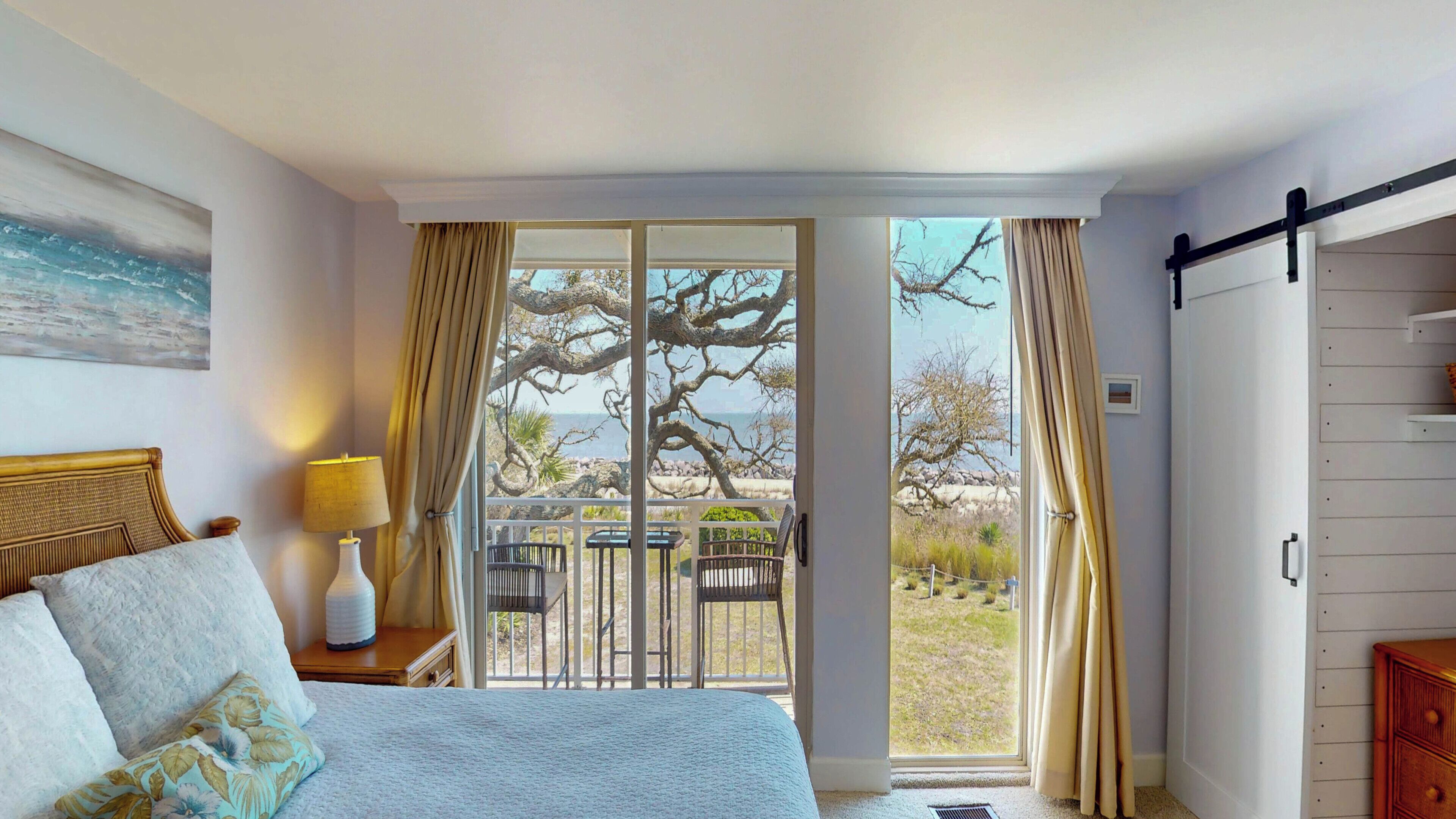 2 bedrooms, iron/ironing board, WiFi (free), bed sheets