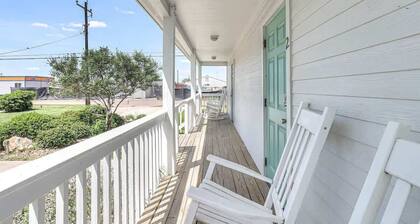 Coast Oaks Cottage 2