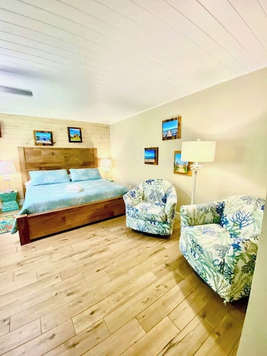 Coast Oaks Cottage 4