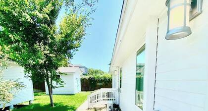 Coast Oaks Cottage 4