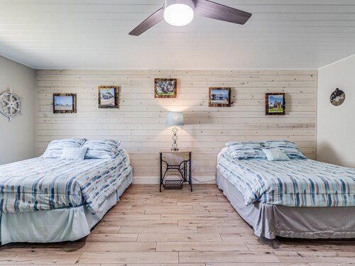 Coast Oaks Cottage 4
