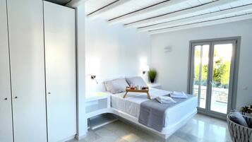 4 slaapkamers, een strijkplank/strijkijzer, gratis wifi, beddengoed