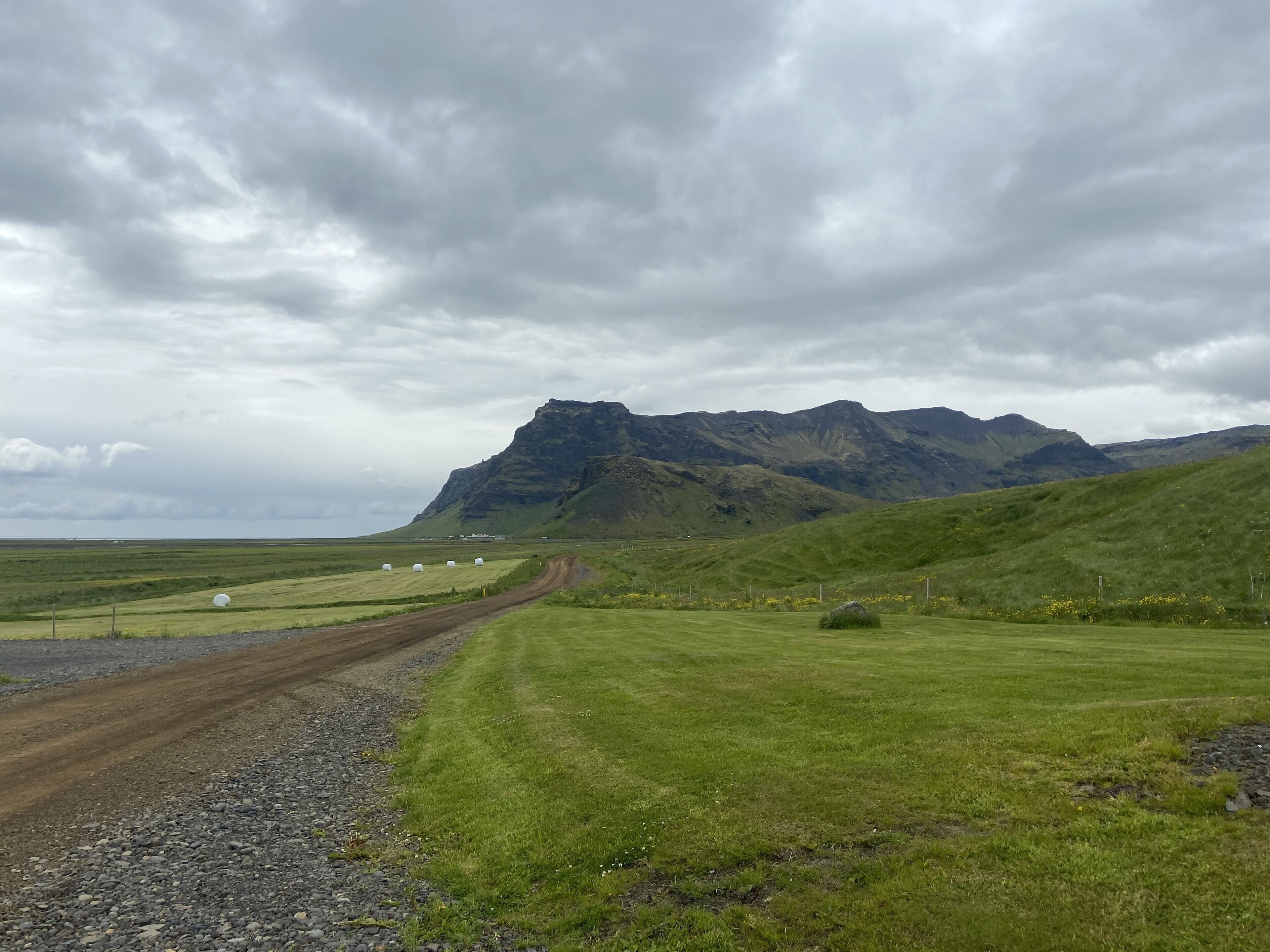 Brand new apartment, close to Skógafoss and Seljavallalaug in Rangaring Eystra, Iceland