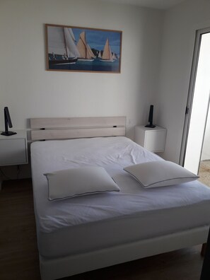 1 chambre, fer et planche Ă repasser, Wi-Fi gratuit