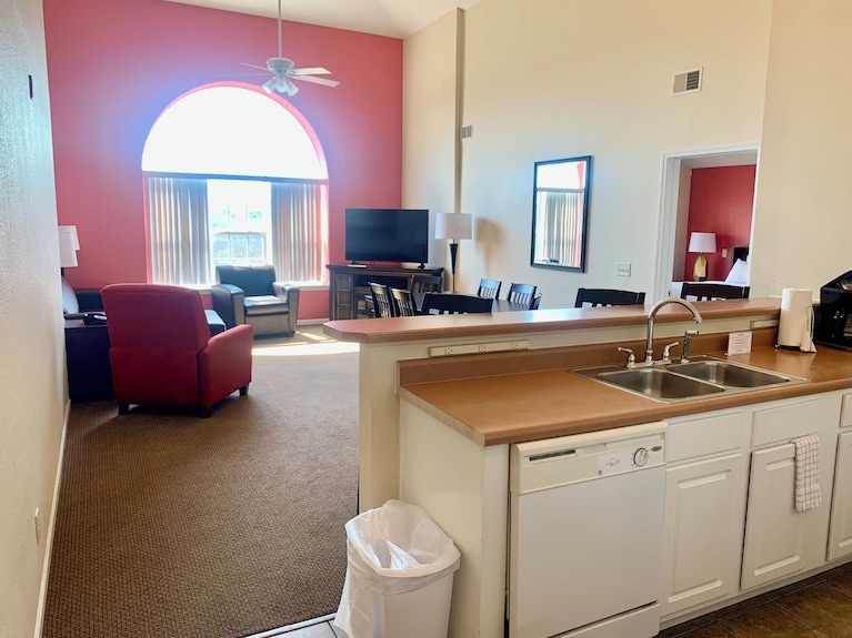 Best Family Value In Branson! 3bdr/3ba Sleeps 12 At Popular Grand Crowne Resort. - Missouri