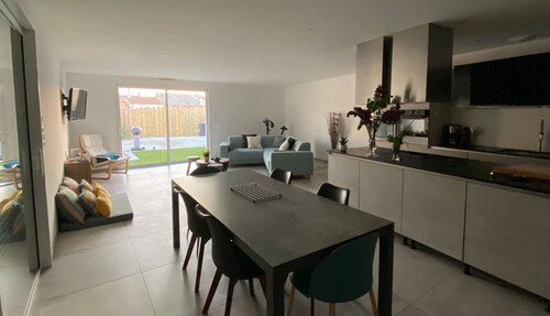 Havre de Paix avec Piscine Chauffée privée - Séjour Idéal en Famille ou Amis