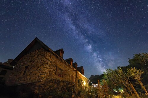 APARTMENT IN A RENOVATED FJELLSAUEFJORD