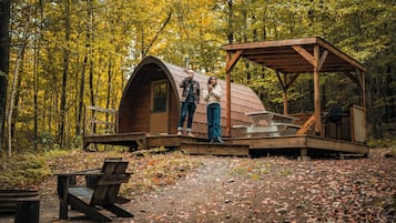 Cabana básico, 1 cama Queen | 1 quarto, camas com colchões de espuma com sistema de memória