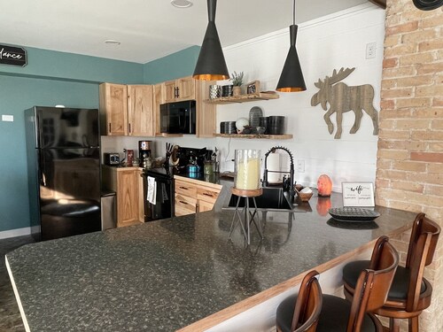 Northern Lights- Relax, Unwind, & Enjoy