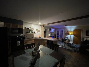 Interior - Northern Lights- Relax, Unwind, & Enjoy (Two Harbors)