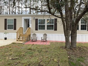 Exterior - Sweet retreat in the springs home near 19 on quiet, secluded half acre (Homosassa)