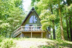 Exterior - Rest & Recharge, A-frame Cabin on Winery Grounds (Colonial Beach)