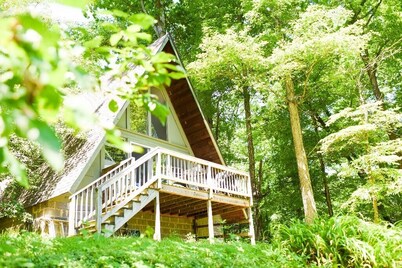Rest & Recharge, A-frame Cabin on Winery Grounds