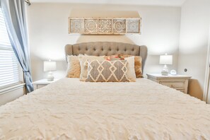4 Schlafzimmer, Bügeleisen/Bügelbrett, Reisekinderbett, WLAN