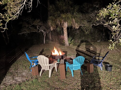 The Pelican Post 1 bedroom beach cottage