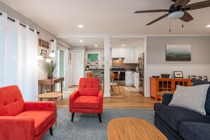 TV connectée, lecteur de DVD, livres, médiathÚque