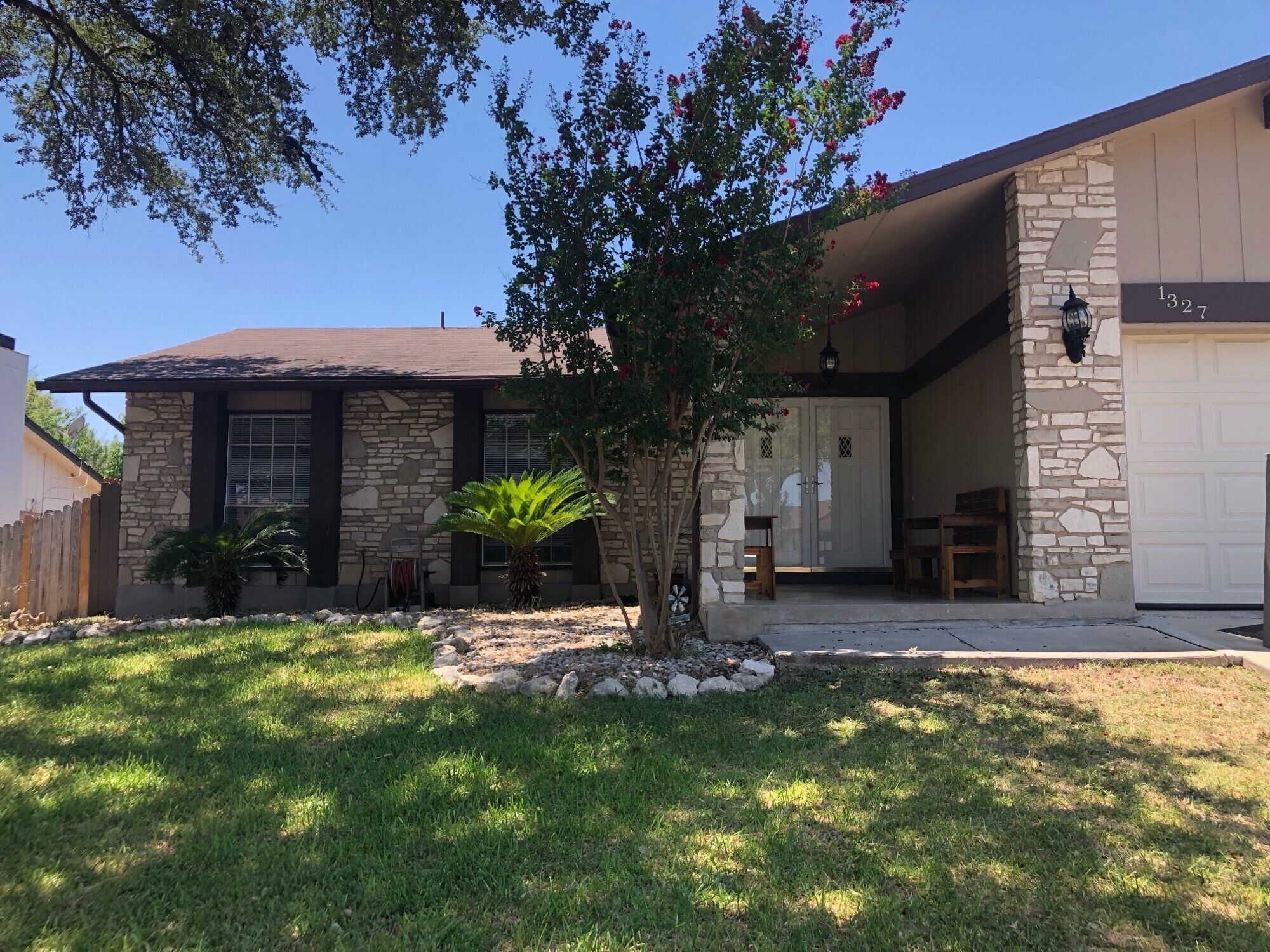 POOL, 3 / 2 home next to Lackland AFB and SeaWorld