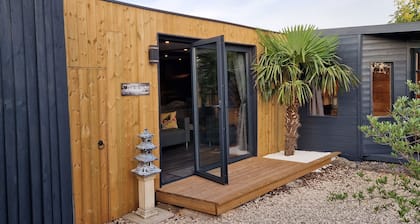 Birdsong Lodge - Peaceful - dog Friendly