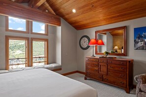 4 bedrooms, iron/ironing board, WiFi, bed sheets - La Maconnerie at Deer Valley Resort - Four Bedroom Condo with Hot Tub #3 (Park City)