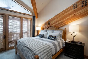 3 bedrooms, iron/ironing board, WiFi, bed sheets - Sterling Lodge at Deer Valley Resort - Three Bedroom Condo with Hot Tub #108 (Park City)
